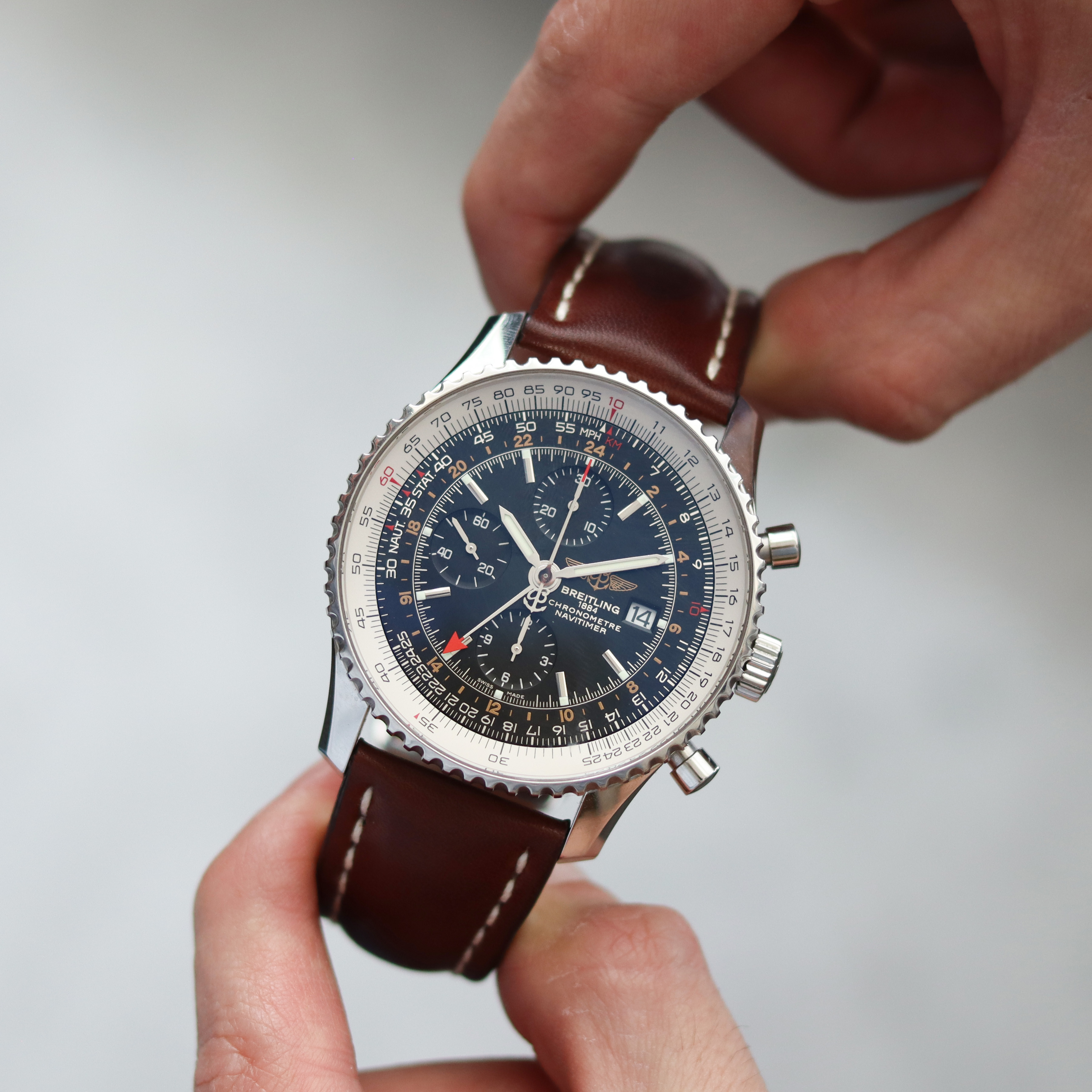 Breitling Navitimer World 