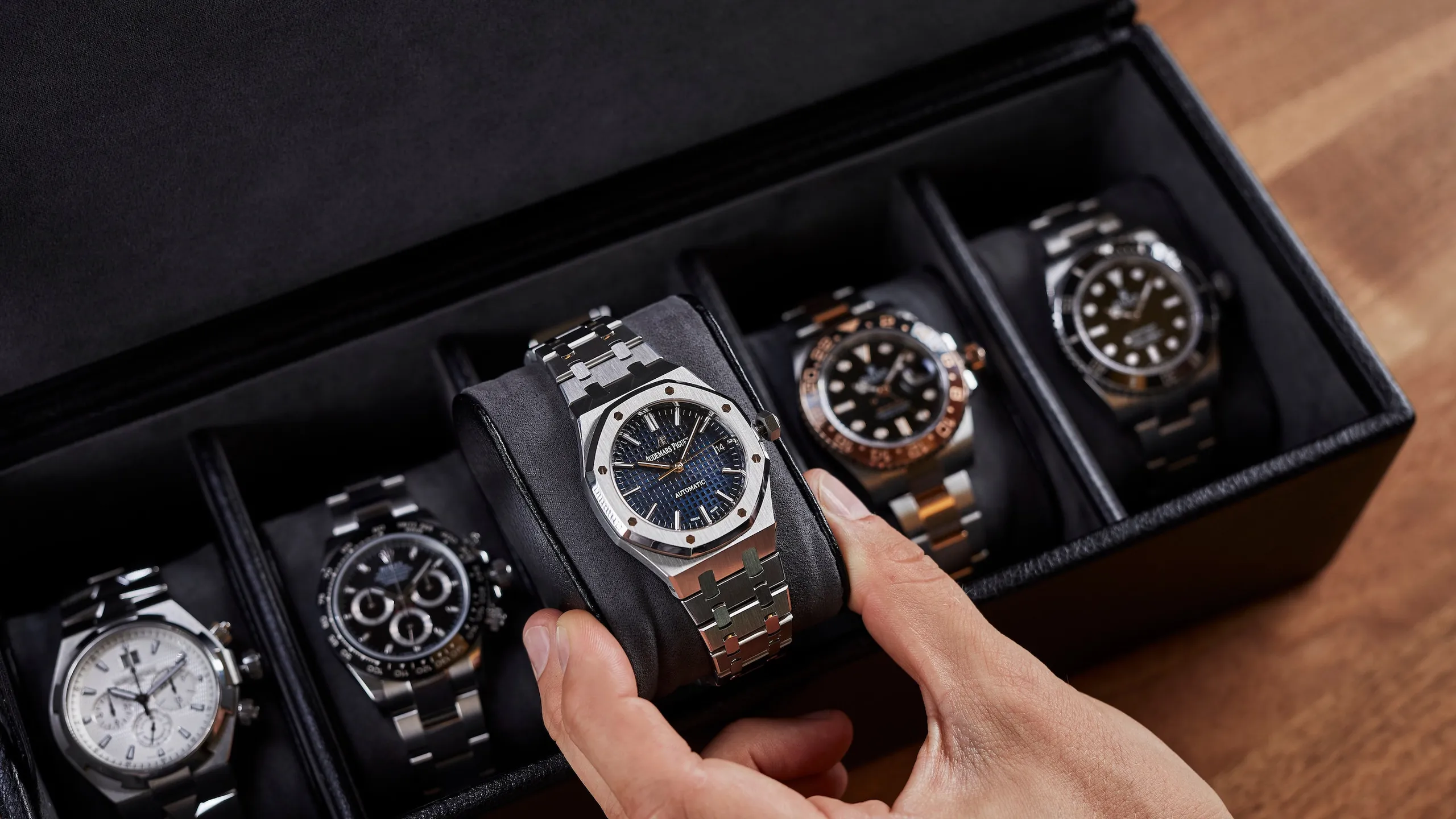 SR Watches especialistas en relojes de lujo